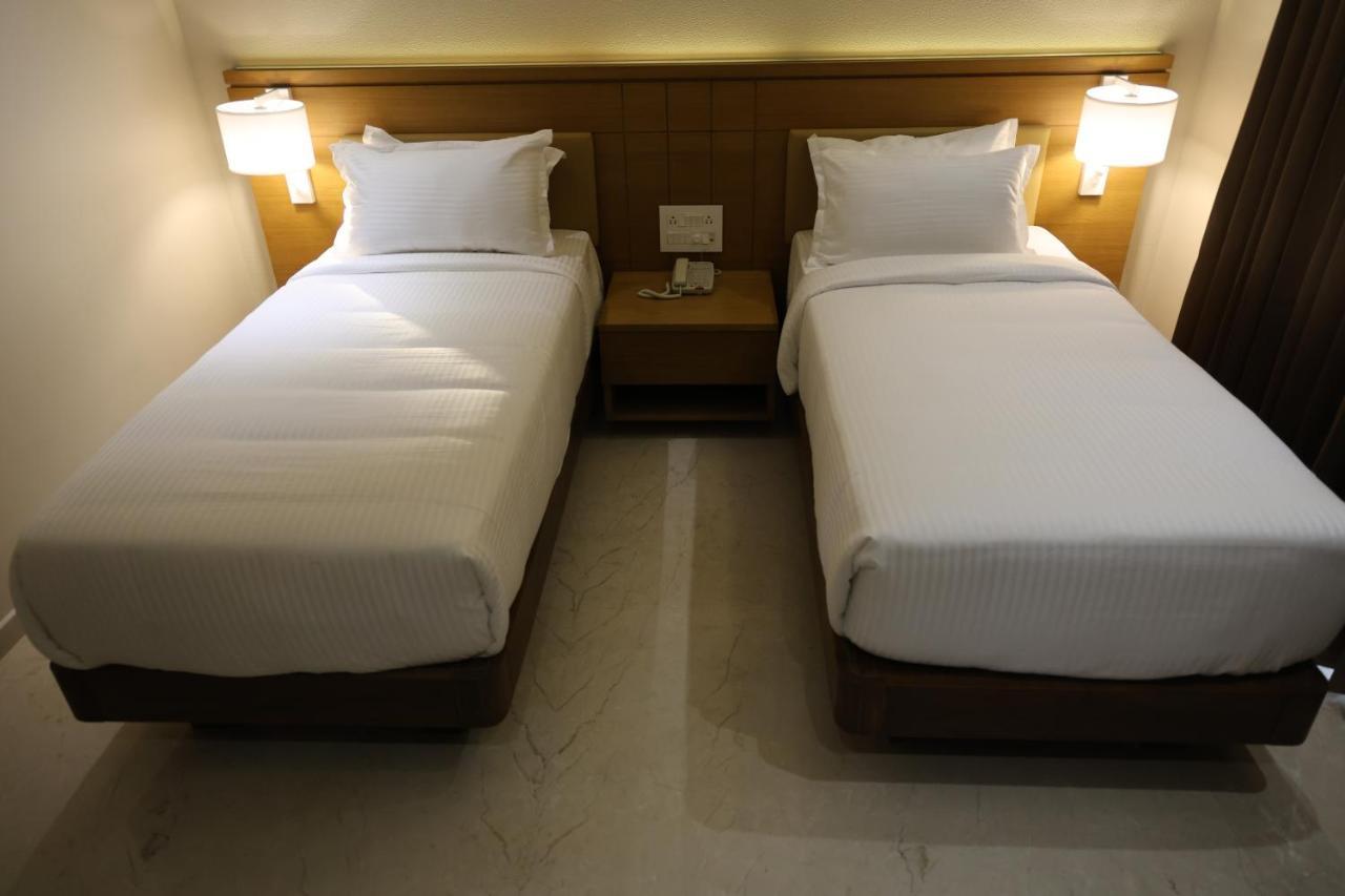 M Central Chennai Extérieur photo